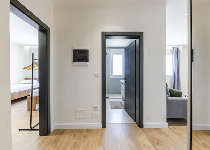 Altura By Apartment Tirana